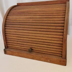 Classeur à rideau en bois