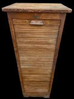 Classeur à rideau en sapin des années 1920