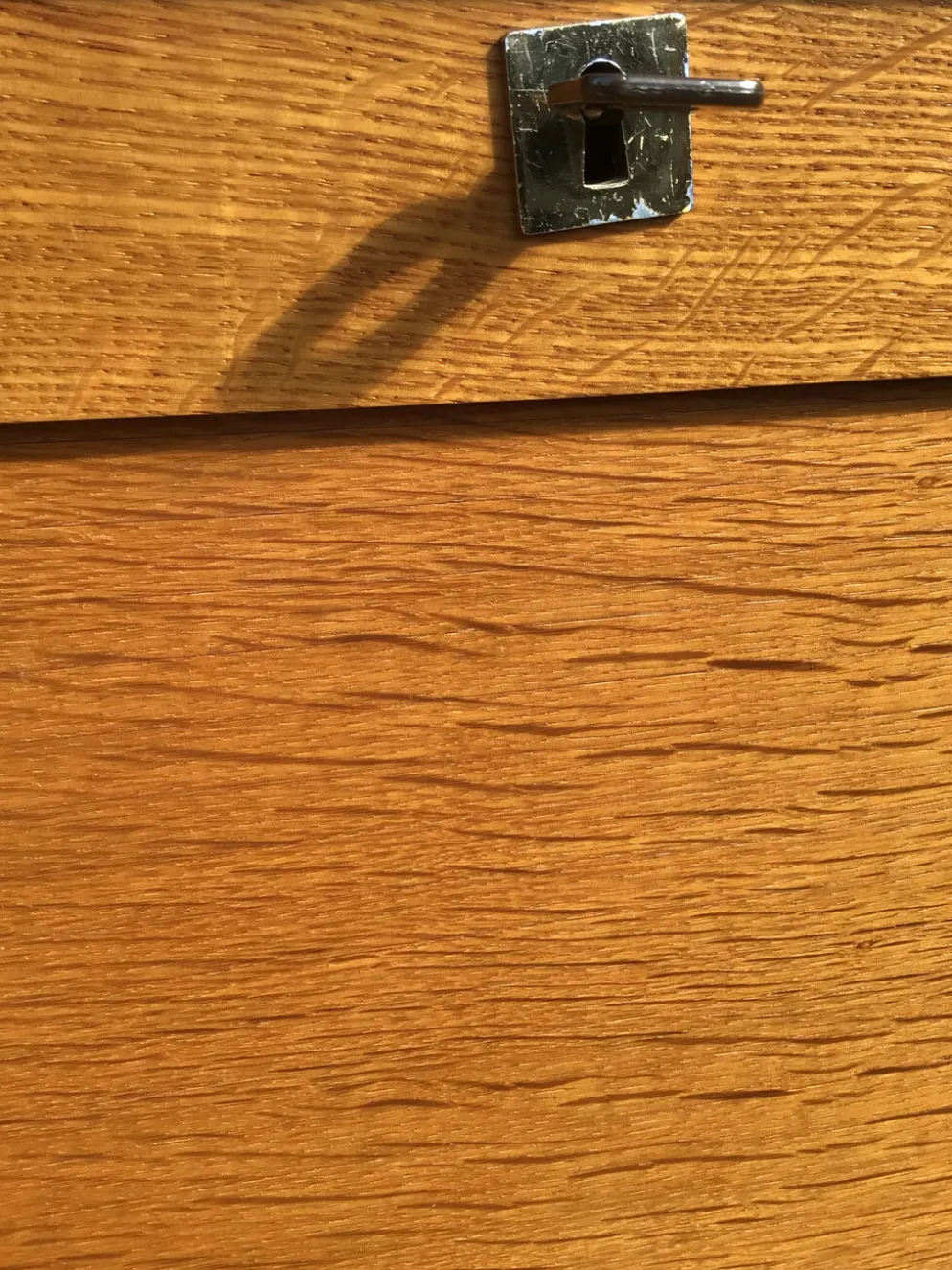 Classeur à rideau plaquage chêne doré hauteur 121cm