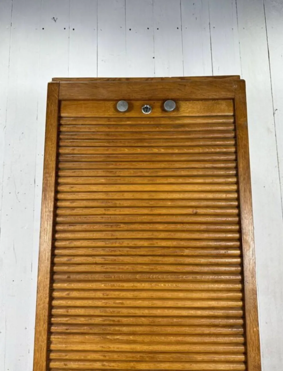 Classeur à rideau vintage en bois – meuble de bureau ancien