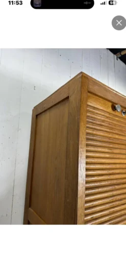 Classeur à rideau vintage en bois – meuble de bureau ancien