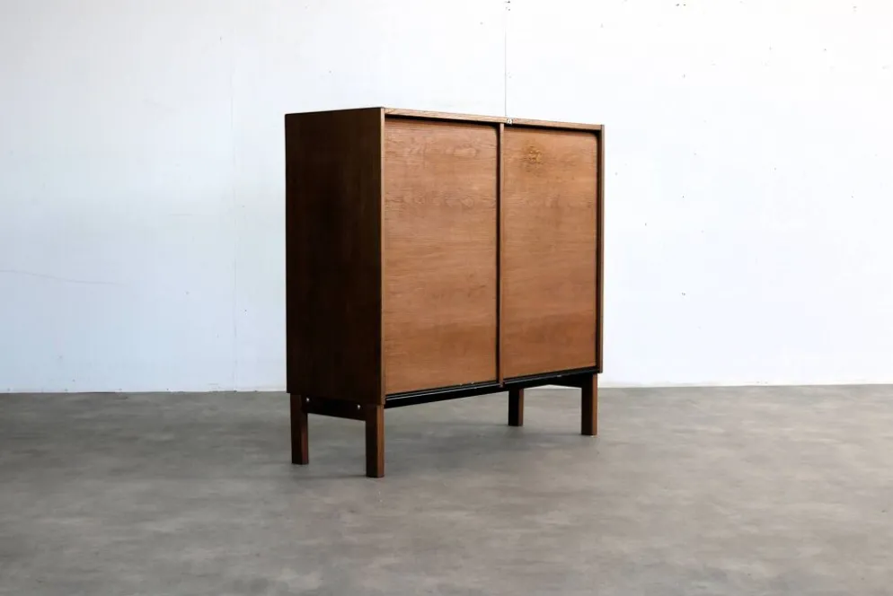 Classeur à rideaux, Suède années 1960