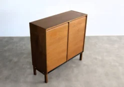 Classeur à rideaux, Suède années 1960