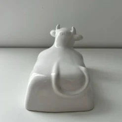 Cloche à beurre en porcelaine