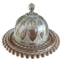 Cloche à fromage ancienne en verre moulé avec son plateau, années 1950