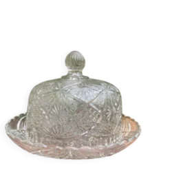 Cloche à fromage en verre pressé et moulé