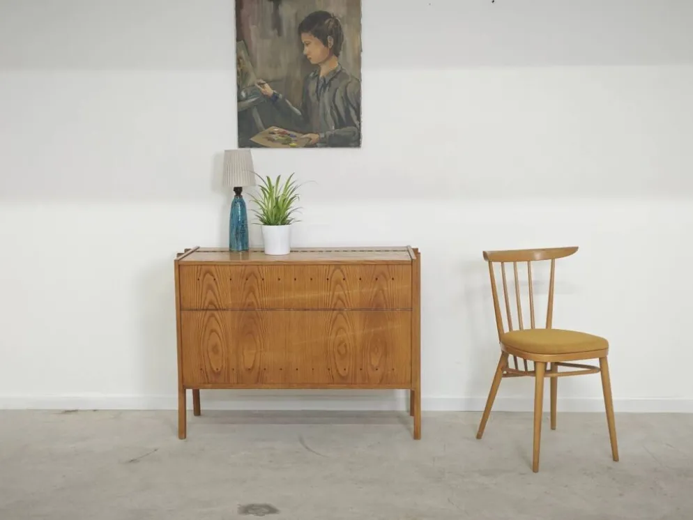 Coffre a couverture ou Mini Bar Tatra Nabytok Monti 300 par Frantisek Jirak