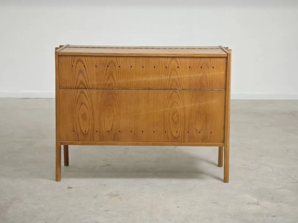 Coffre a couverture ou Mini Bar Tatra Nabytok Monti 300 par Frantisek Jirak