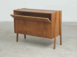 Coffre a couverture ou Mini Bar Tatra Nabytok Monti 300 par Frantisek Jirak