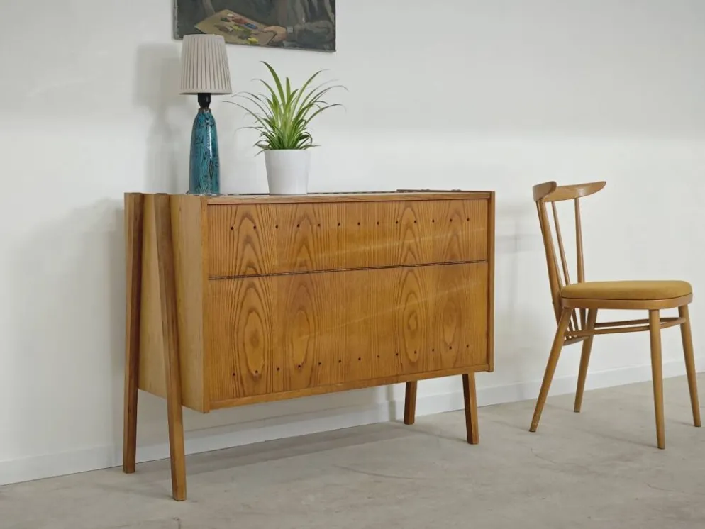 Coffre a couverture ou Mini Bar Tatra Nabytok Monti 300 par Frantisek Jirak