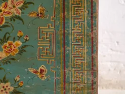 Coffre ancien chinois en bois de pin – Chine, circa 1930