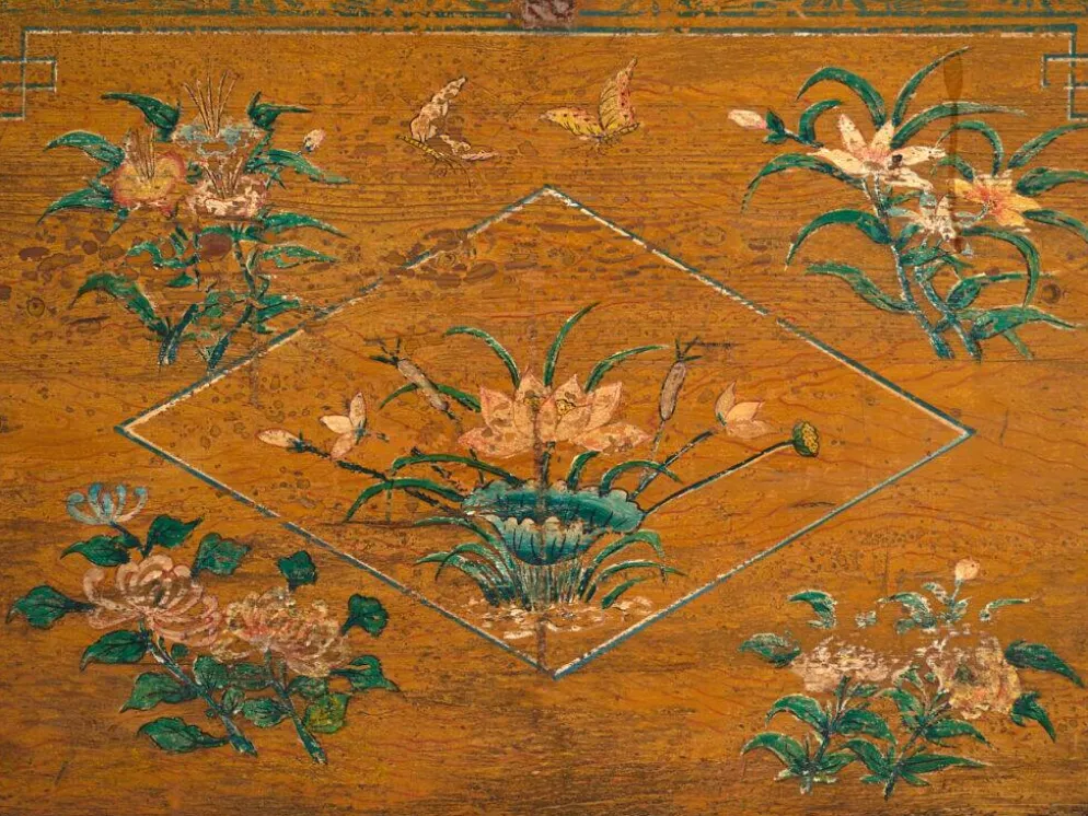 Coffre ancien chinois peint en bois d’orme – Chine, vers 1900