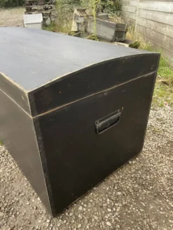 Coffre ancien en bois