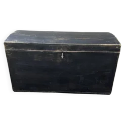 Coffre ancien en bois