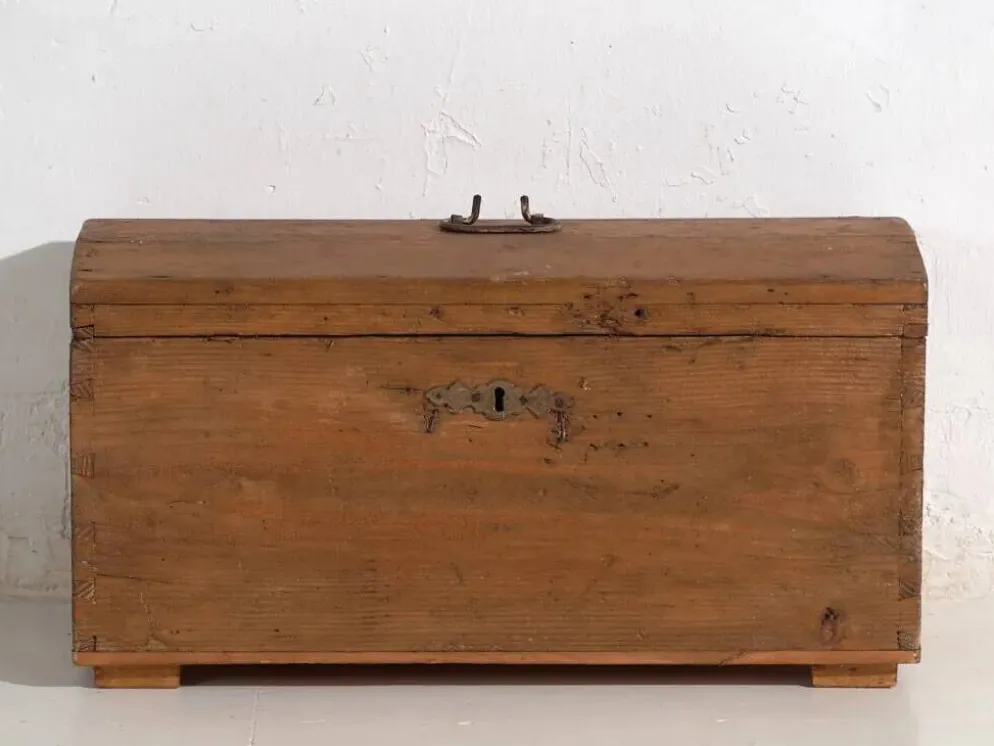 Coffre ancien en bois massif (vers 1900) #81