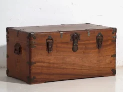 Coffre ancien japonais en bois de camphrier – période Meiji (c.1890-1912) #76