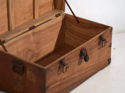 Coffre ancien japonais en bois de camphrier – période Meiji (c.1890-1912) #76
