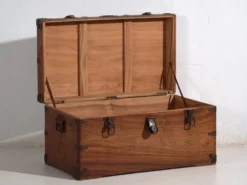 Coffre ancien japonais en bois de camphrier – période Meiji (c.1890-1912) #76