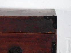 Coffre ancien japonais à tiroirs et compartiments – Japon, vers 1900