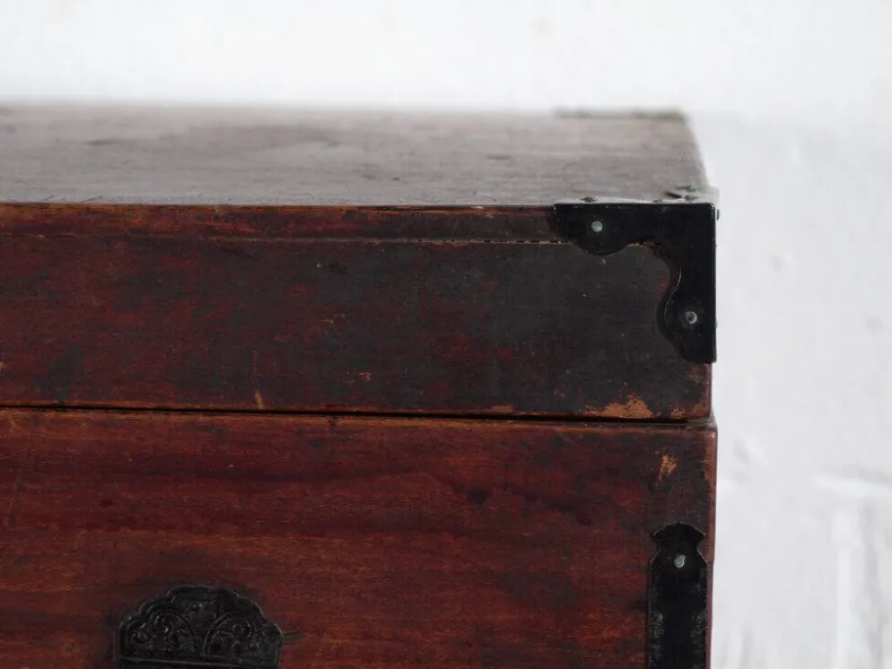 Coffre ancien japonais à tiroirs et compartiments – Japon, vers 1900