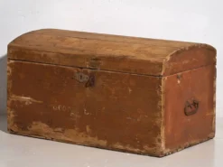 Coffre ancien à patine brune (c.1920) #49
