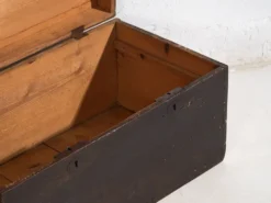 Coffre ancien à patine foncée (c.1920) #10