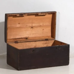 Coffre ancien à patine foncée (c.1920) #10