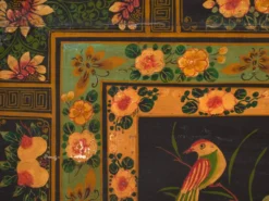 Coffre ancien peint en bois de pin – Chine, vers 1900