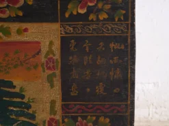 Coffre ancien peint en bois de pin – Chine, vers 1900