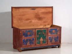 Coffre ancien peint à la main avec des motifs floraux (Année 1907) #100