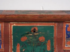 Coffre ancien peint à la main avec des motifs floraux (Année 1907) #100