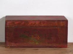 Coffre ancien rouge à motifs floraux (c.1900) #9