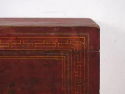 Coffre ancien rouge à motifs floraux (c.1900) #9