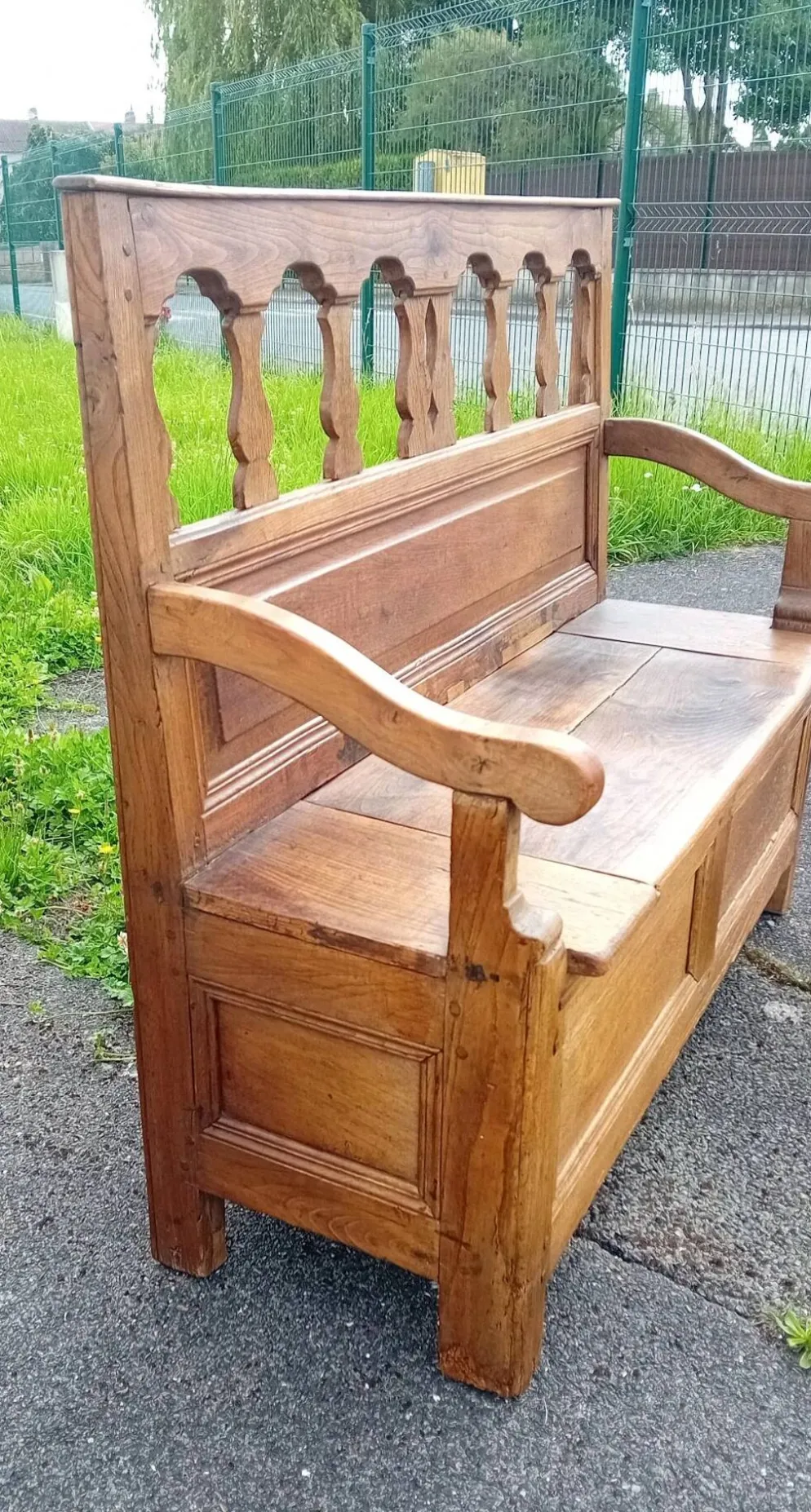 Coffre banc en chêne XIX ieme