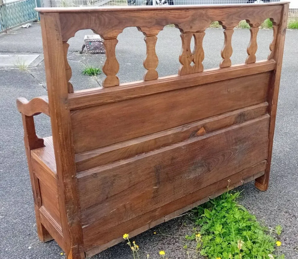 Coffre banc en chêne XIX ieme