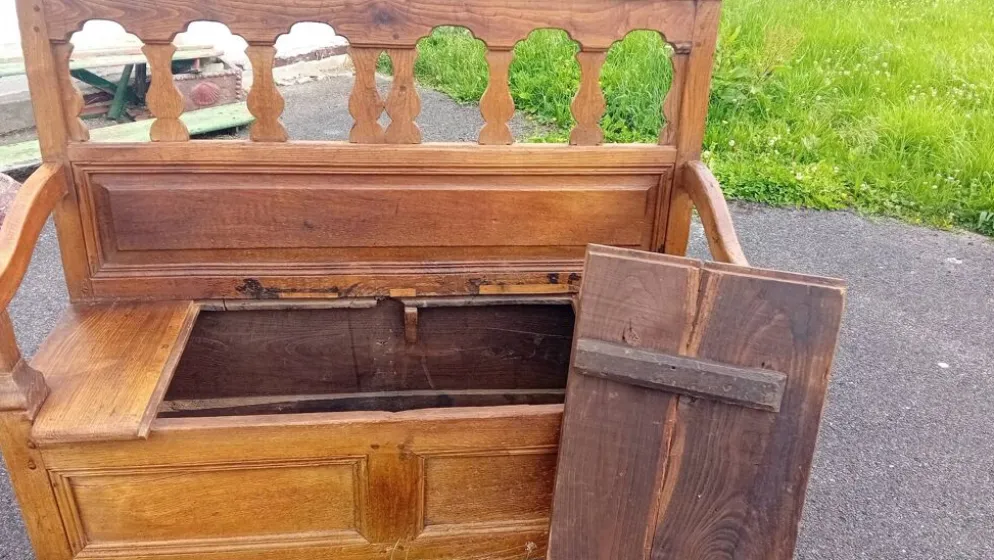 Coffre banc en chêne XIX ieme