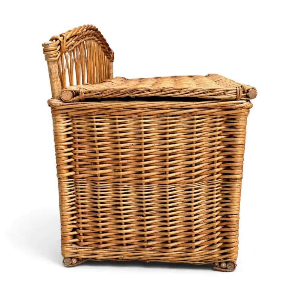 Coffre -banquette ancien en osier tressé-dossier ajouré 1950