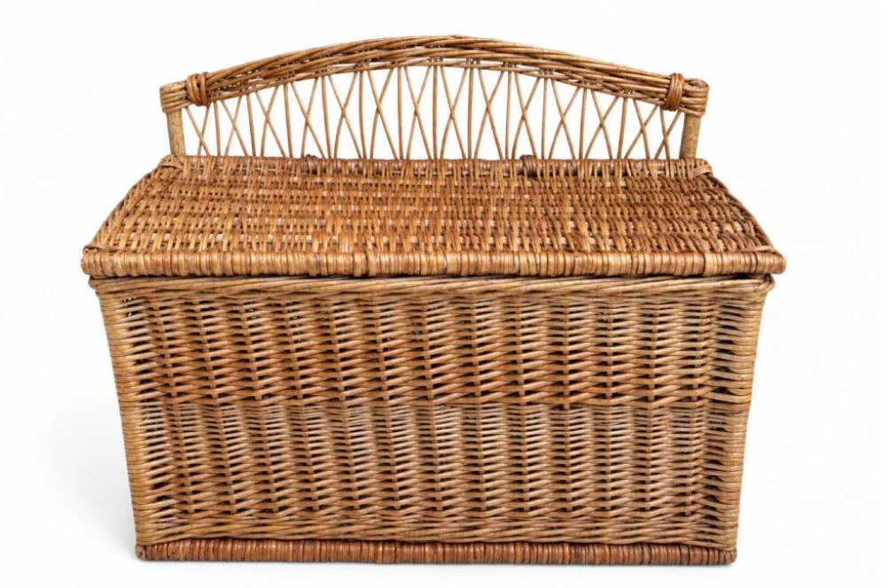 Coffre -banquette ancien en osier tressé-dossier ajouré 1950