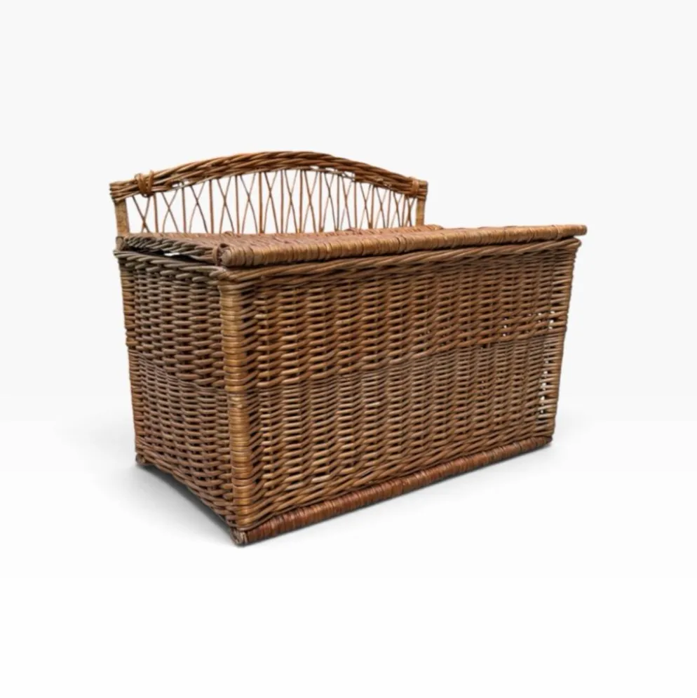 Coffre -banquette ancien en osier tressé-dossier ajouré 1950