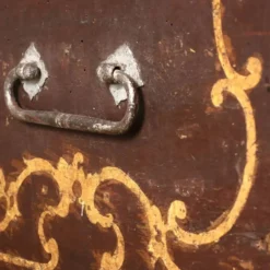 Coffre baroque piémontais en noyer, Italie, XVIIIe siècle