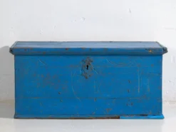 Coffre bleu ancien (c.1920)