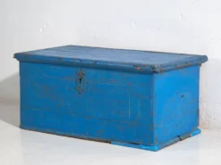 Coffre bleu ancien (c.1920)