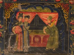 Coffre chinois ancien peint en bois de pin – Chine, circa 1900
