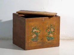 Coffre chinois avec peinture originale – Chine, vers 1900