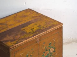 Coffre chinois avec peinture originale – Chine, vers 1900