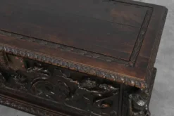 Coffre à couverture en chêne néo-renaissance français, 19e siècle