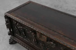 Coffre à couverture en chêne néo-renaissance français, 19e siècle