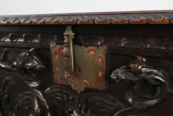 Coffre à couverture en chêne néo-renaissance français, 19e siècle