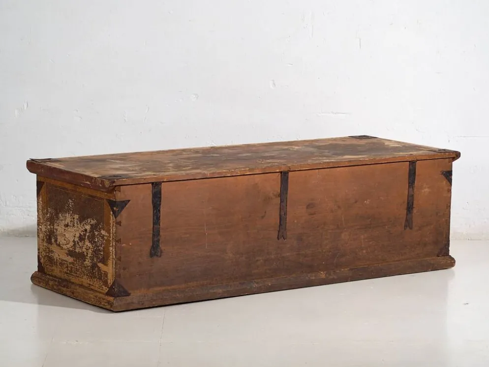Coffre de mariage ancien d’art populaire (vers 1820)