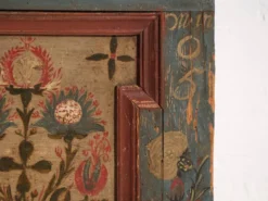 Coffre de mariage ancien peint en pin – Empire austro-hongrois, Année 1775